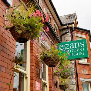 3* Vendégház Egans House